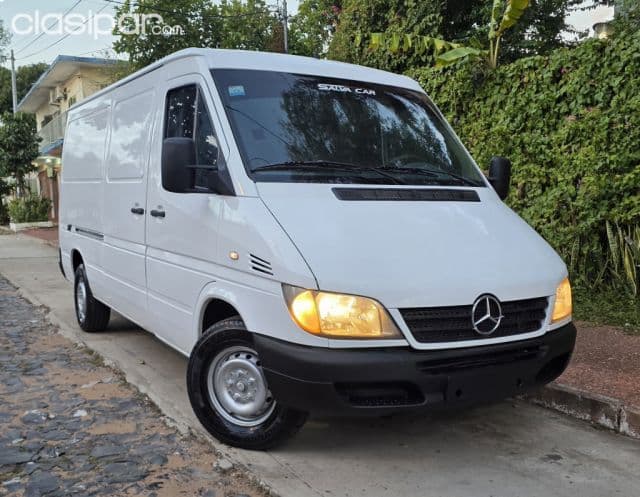Mercedes-Benz Sprinter 2012