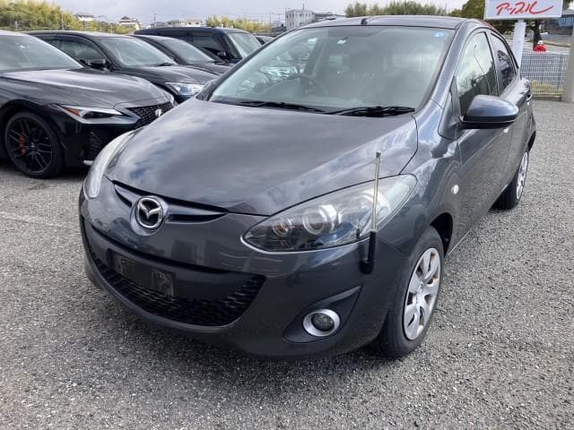 Mazda Demio 2013