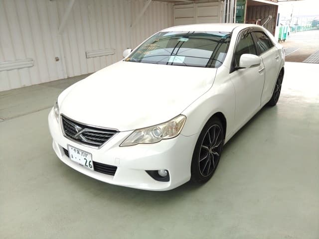 Toyota Mark X 2010