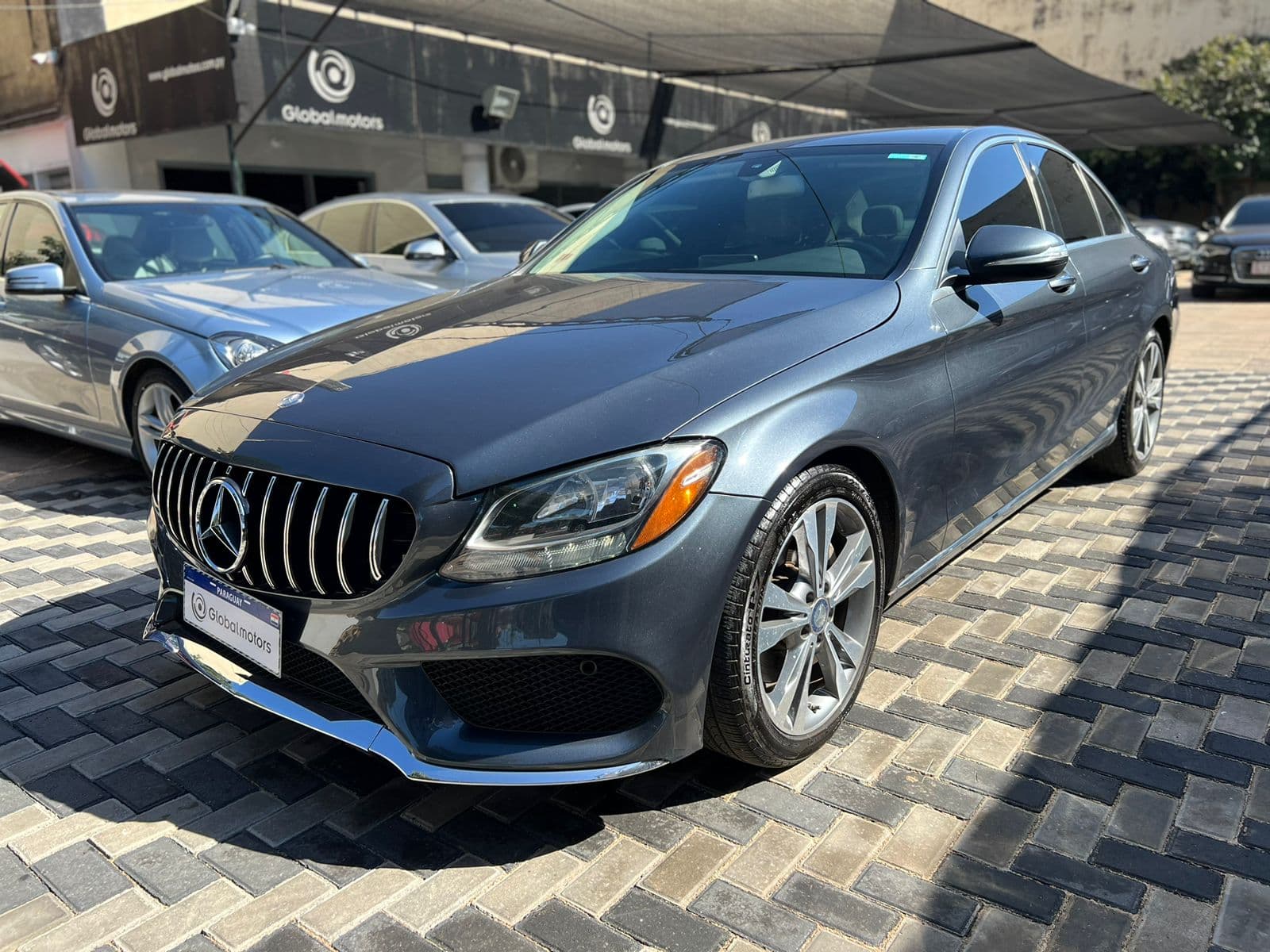 Mercedes-Benz C300 2015