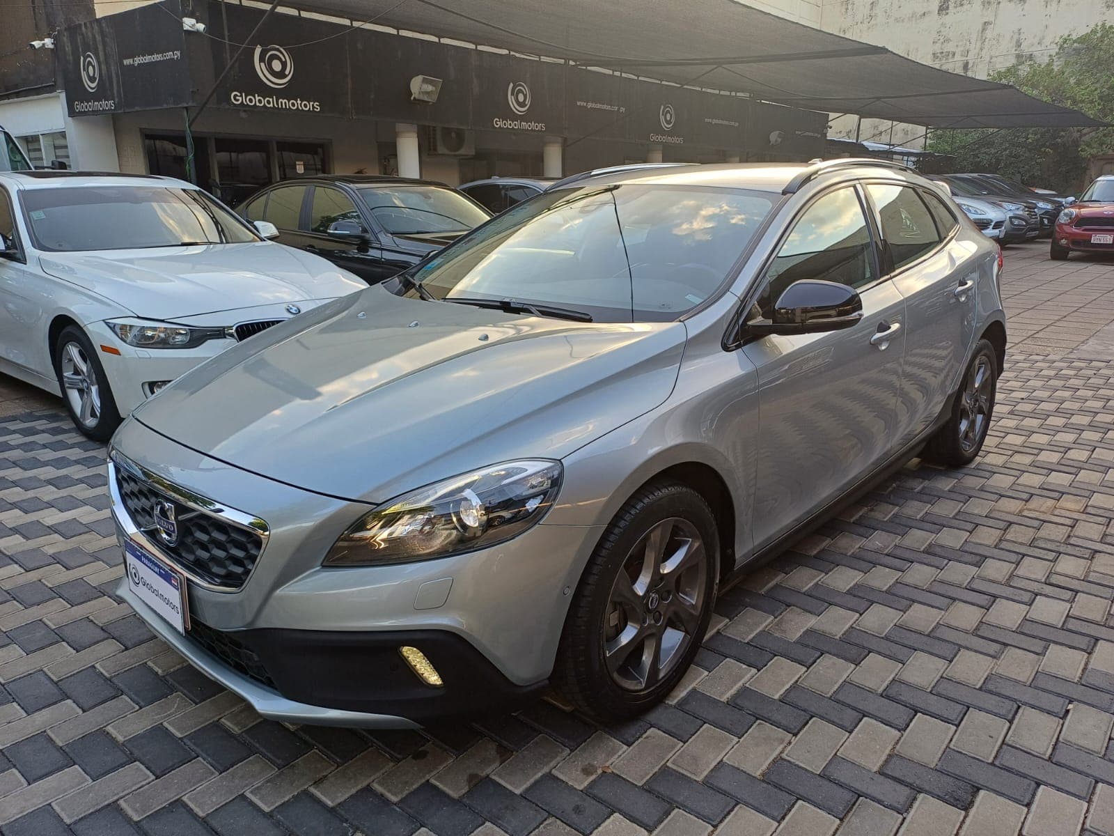 Volvo V40 D4 2016