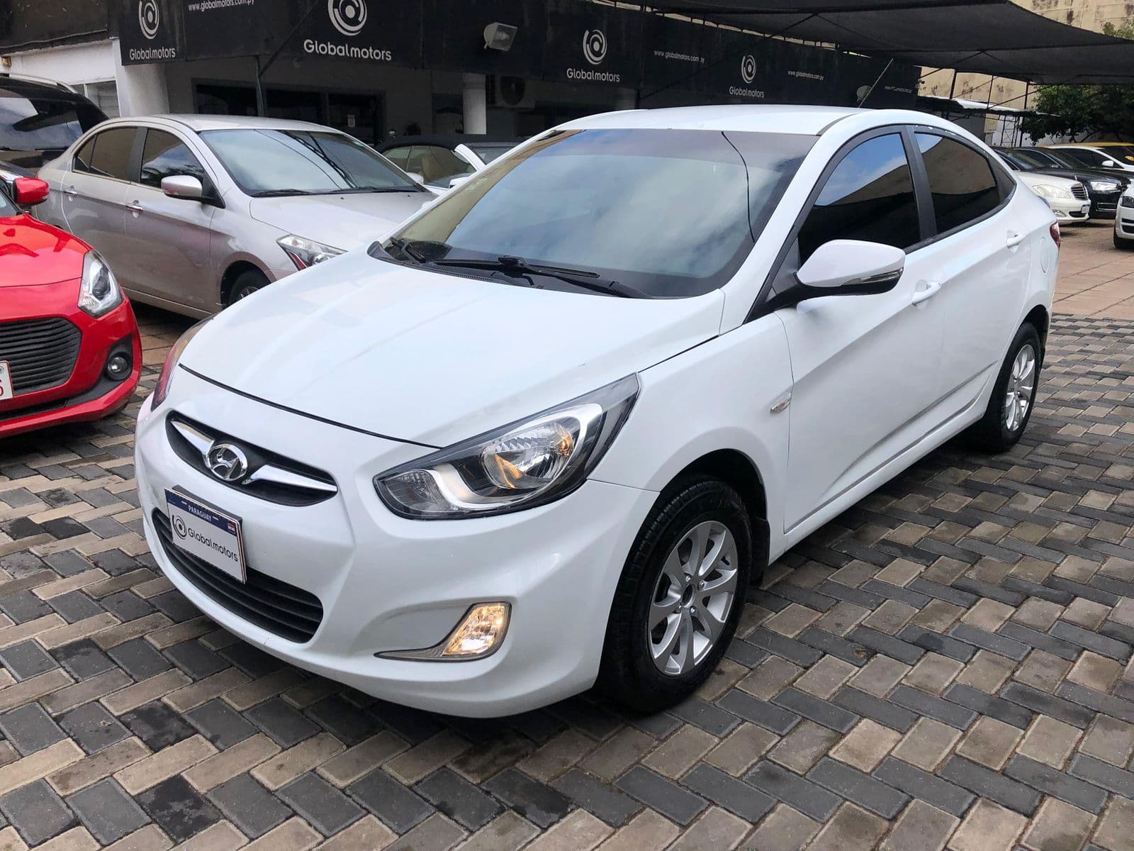 Hyundai Accent 2014