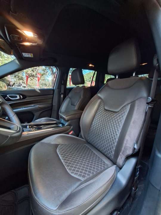 Jeep Commander 2024