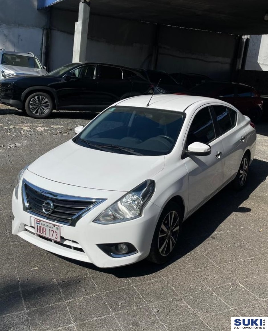 Nissan Versa 2018