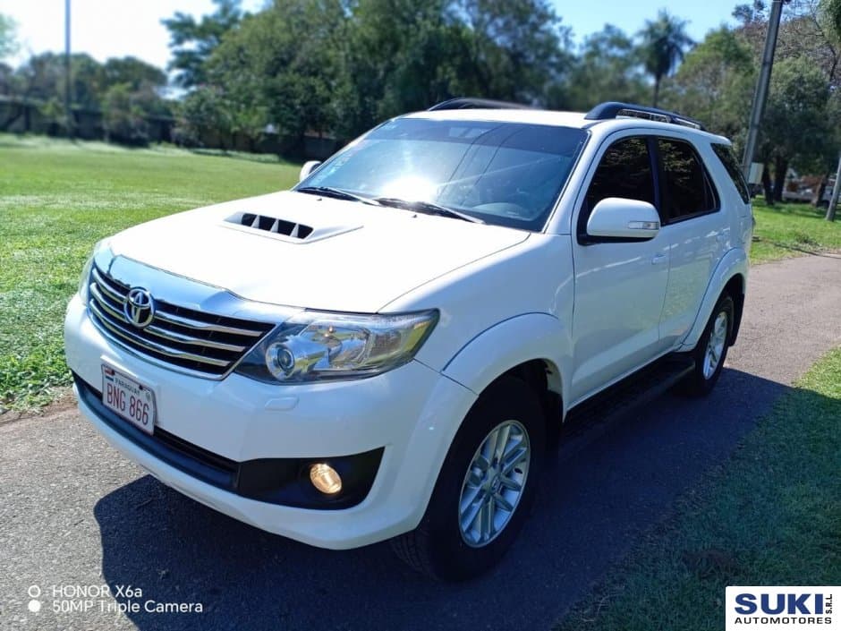 Toyota Fortuner 2014
