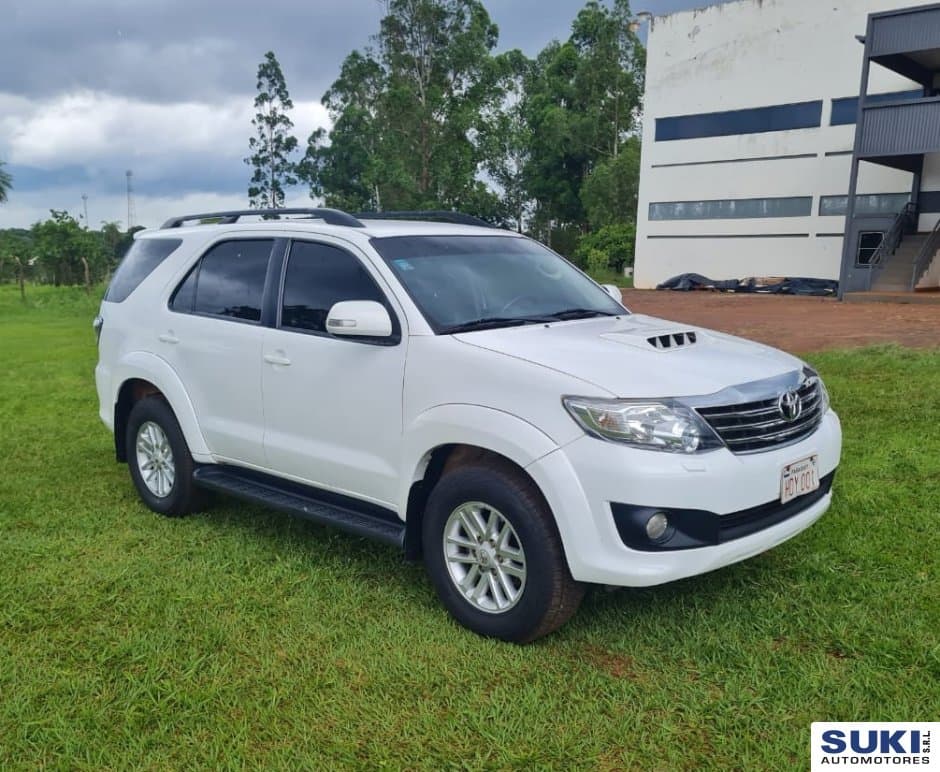 Toyota Fortuner 2014