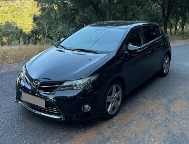 Toyota Auris 2013