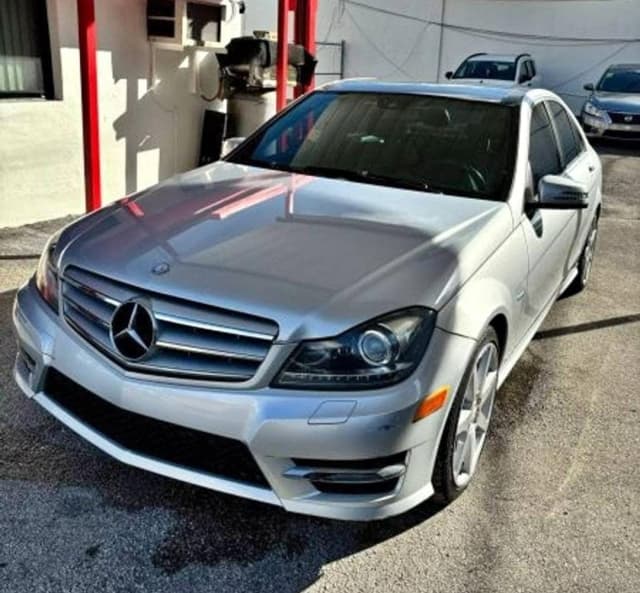 Mercedes-Benz Classe C 2012
