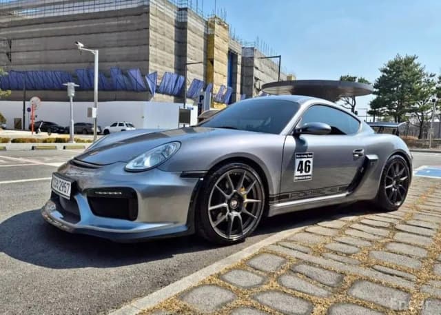 Porsche Cayman 2012