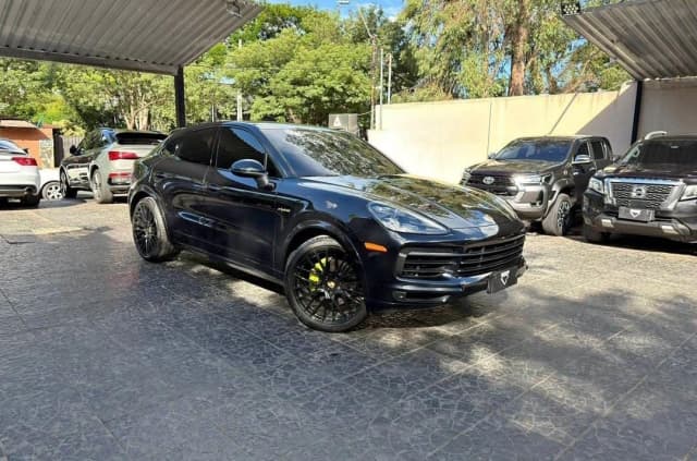 Porsche Cayenne 2021