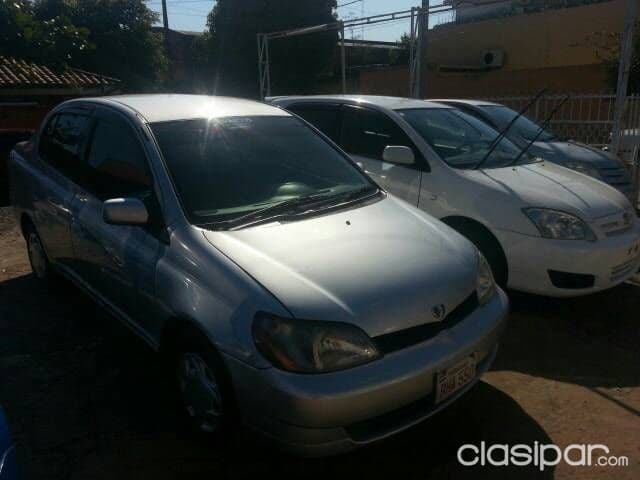 Toyota Platz 2001