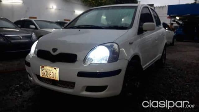 Toyota Vitz 2004
