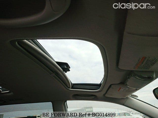 Toyota Noah 2005