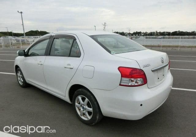 Toyota Ractis 2008
