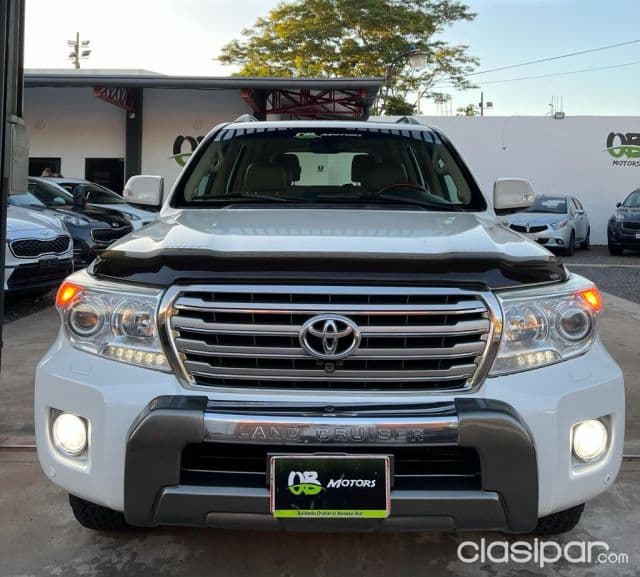 Toyota Land Cruiser 2013