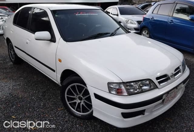Nissan Primera 1996