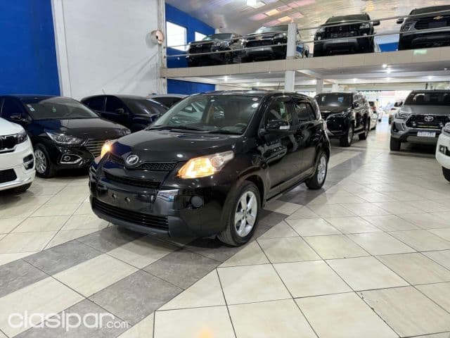 Toyota New Ist 2010