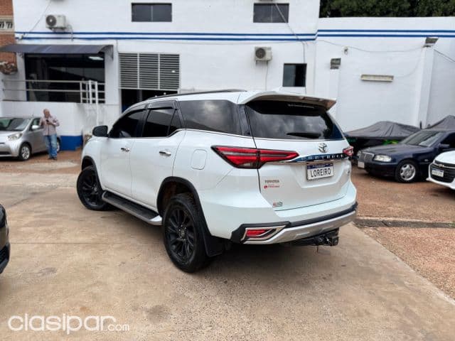 Toyota Fortuner 2023