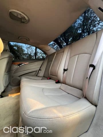 Mercedes-Benz E300 2005