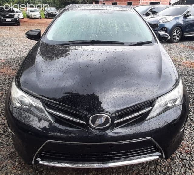 Toyota New Auris 2012