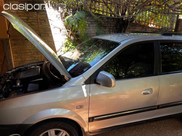 Kia Carens 2004