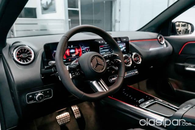 Mercedes-Benz 200 2026
