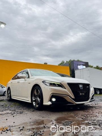 Toyota Crown 2018