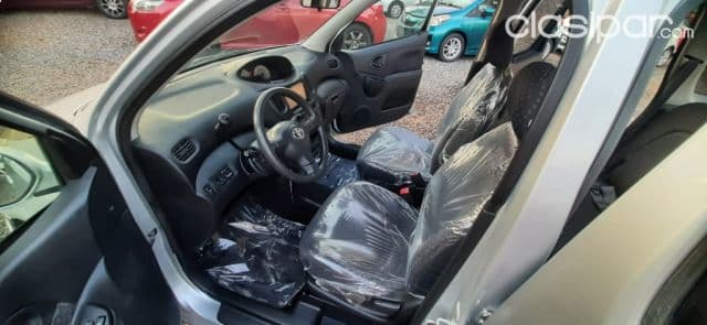 Toyota Fun Cargo 2002