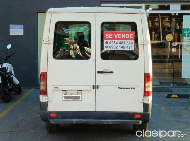 Mercedes-Benz Sprinter 2011