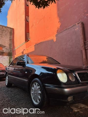 Mercedes-Benz E300 1999